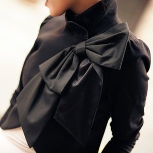 Alice + Olivia Addison Bow Crop Jacket